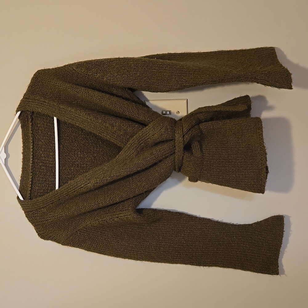 Yoga wrap sweater. - Picture 2 of 7